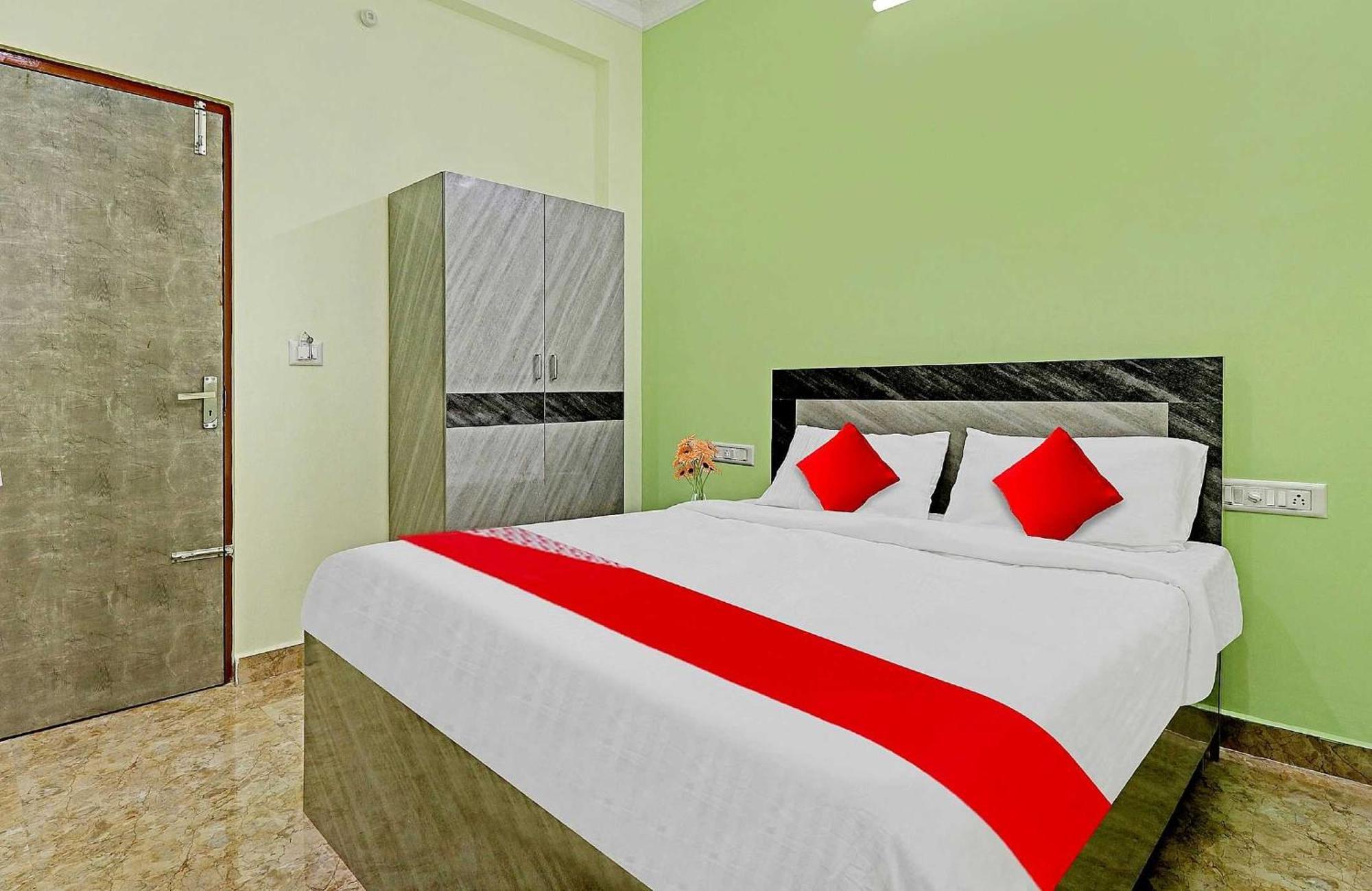 Super Hotel O Skyspace Near Yeshwantupur Railway Station Бангалор Екстериор снимка