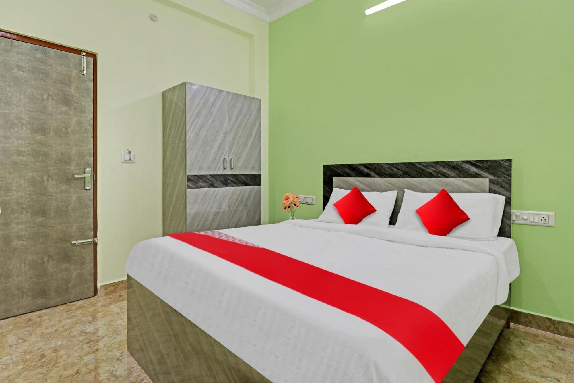 Super Hotel O Skyspace Near Yeshwantupur Railway Station Бангалор Екстериор снимка